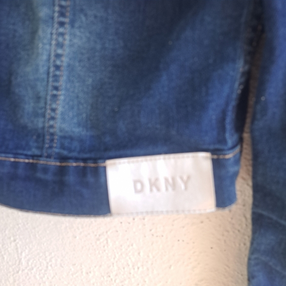 😁DKNY JEAN JACKET - Picture 3 of 6